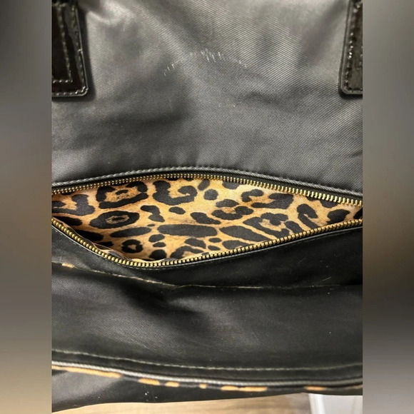 Victoria's Secret Large Travel Carry On Overnight Bag Black Cheetah Inside Print - Picture 5 of 5